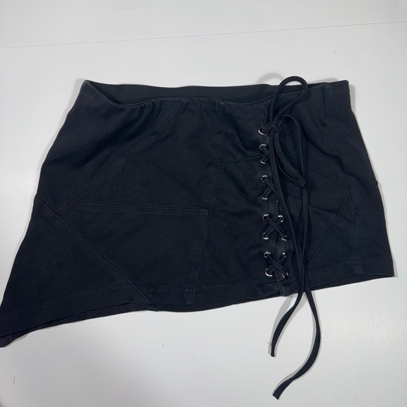 Tunnel Vision Women's Tie up Fitted Mini Skirt black size medium - Picture 1 of 6